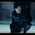 Youtube pudlar efter Markipliers arga kritik En skärmdump från trailern till "A Heist With Markiplier" på Youtube. Markiplier pekar mot kameran, klädd som en rånare.